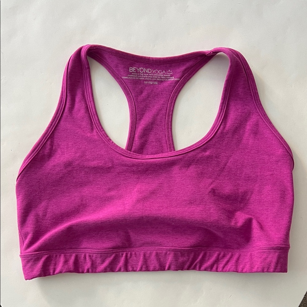 Beyond Yoga Racerback Sports Bra in Magenta Heather Size 1X Rare - Picture 2 of 4